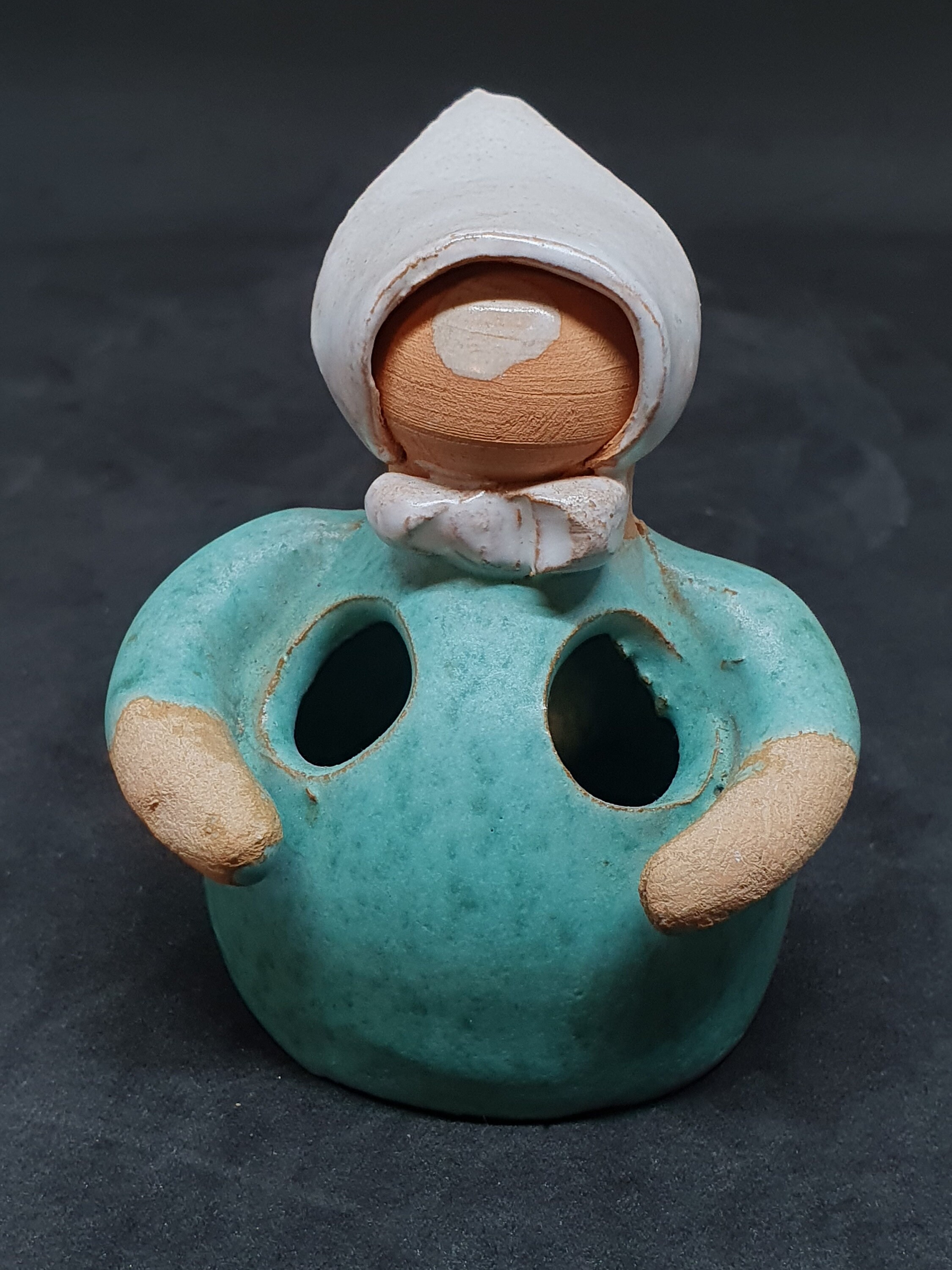 Britt Wedberg 作の女性像 | スカンジナビア陶器のセラミック | - Etsy