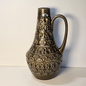 Vintage West Germany Bay Ceramic Vase (225-30) |
