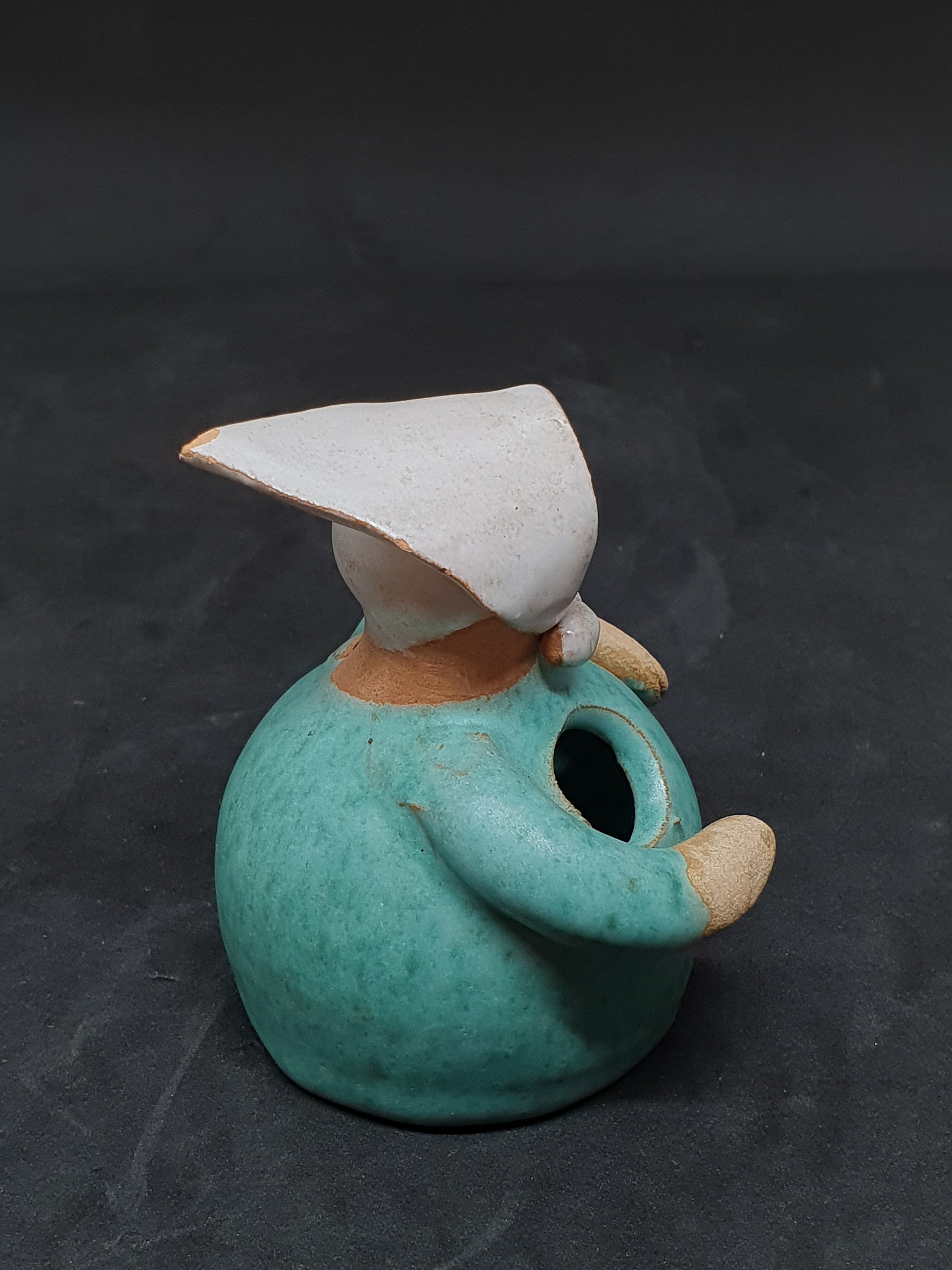Britt Wedberg 作の女性像 | スカンジナビア陶器のセラミック | - Etsy