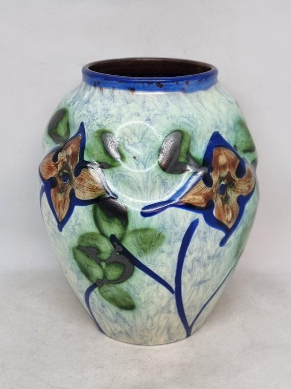 Vintage Upsala Ekeby Sweden Art Pottery Vase No. 1500/1544 | Made