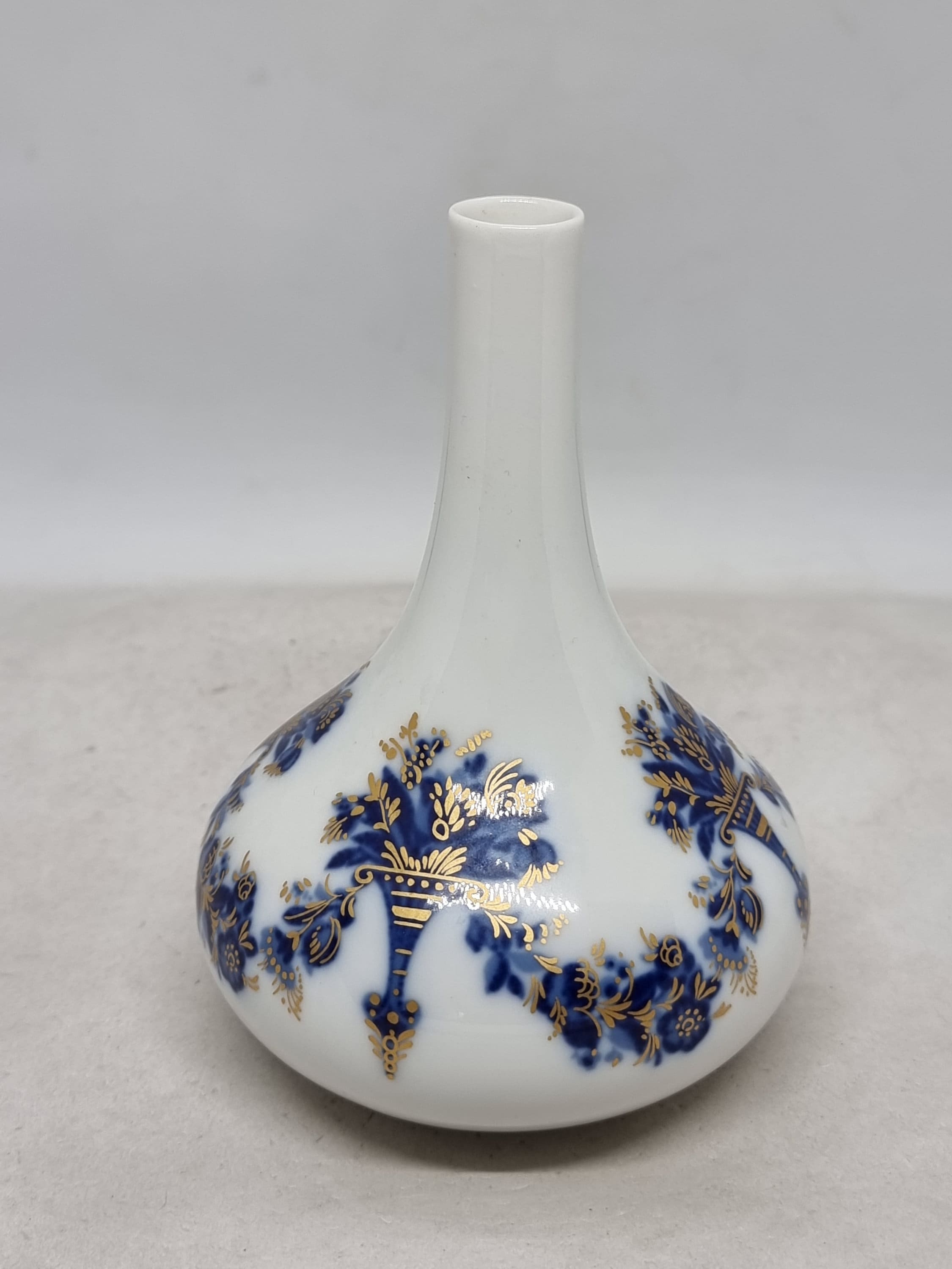 Vintage Heinrich Germany Blue and Gold ECHT KOBALT HOFGARTEN Vase