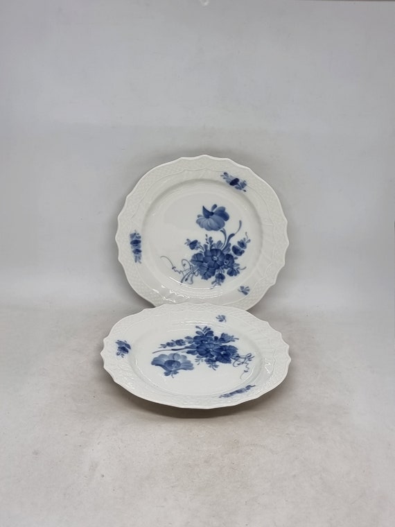 Pair of Vintage Royal Copenhagen Porcelain Blue Floral Plates 10 