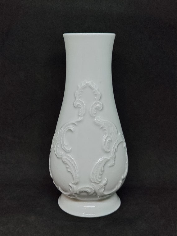 Vintage porcelain vase no 934/16 Germany Porcelain vase Vintage porcelain vase no 934/16 Germany Porcelain vase