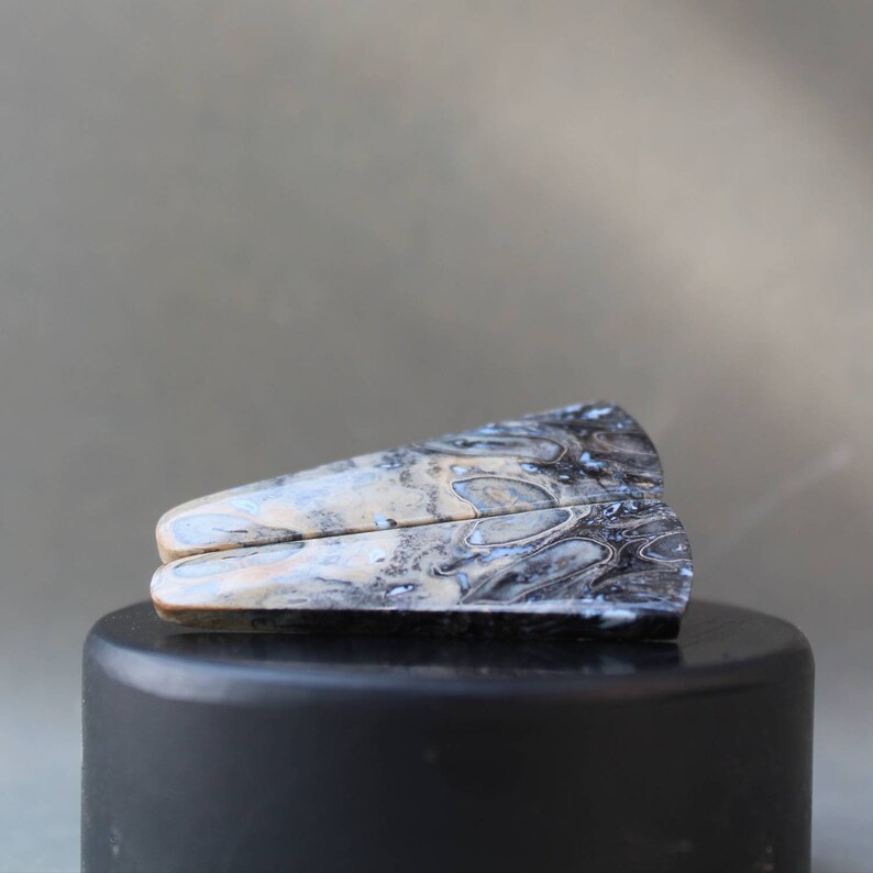 Maligano jasper pair