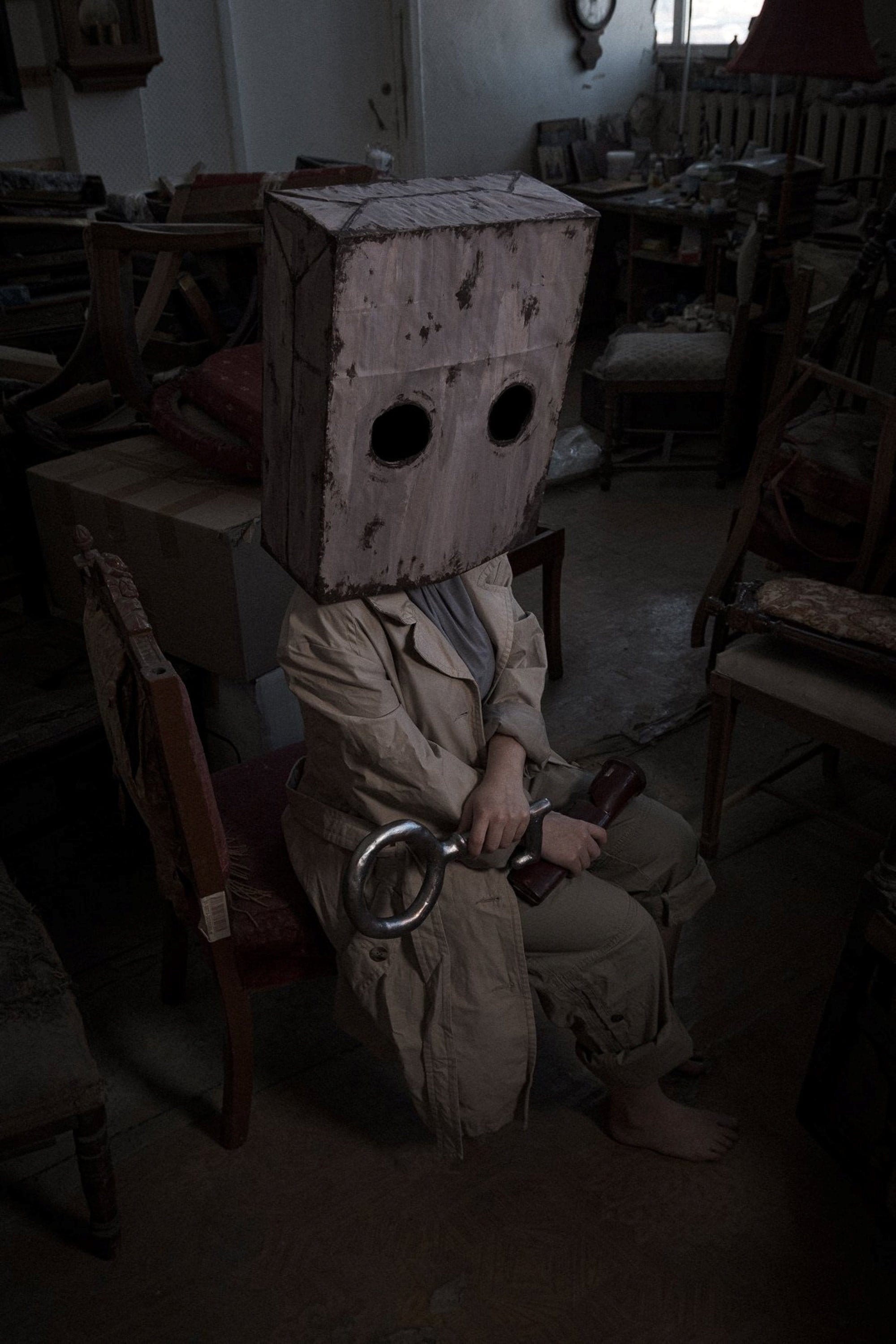 little nightmares mono halloween costume