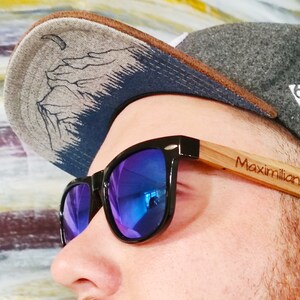 Personalisierbare Brille Holz Sonnenbrille Verspiegelt Polarisiert Name Modern Bild 6