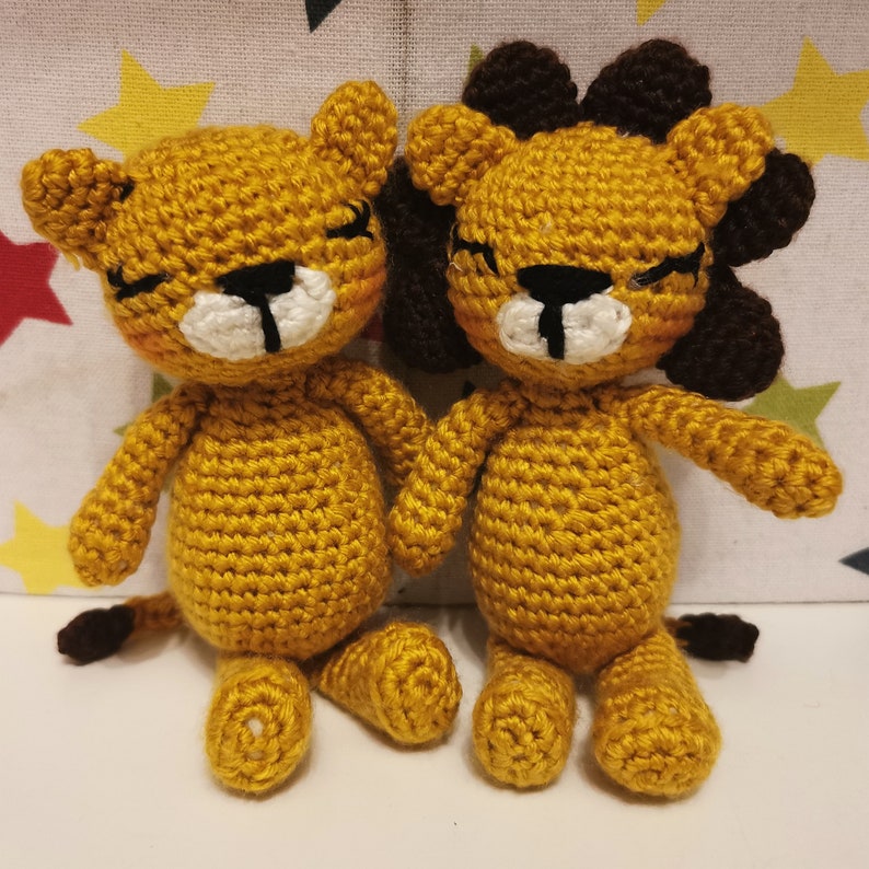crochet pattern PDF Sunflower the sleepy lion amigurumi pattern