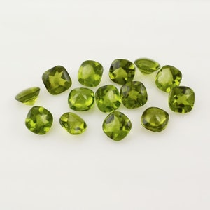 Peridot, Peridot Cushion, Peridot Gemstone, Loose Peridot, Green Peridot, Faceted Peridot, Peridot Stone, Peridot Cushion Cut