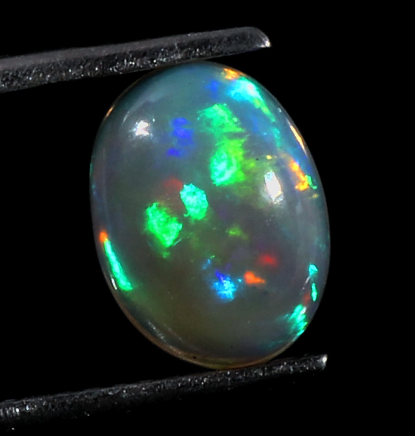 October Birth Stone Opal Cabochon Flashy Opal Loose Opal High Quality Gemstone Multi Fire Natural Ethiopian Opal 7x9 MM Welo Fire Opal