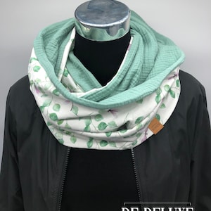 Loop Damen Schal / Wickelschal Eukalyptus mit Libellen / Baumwolljersey und Musselin