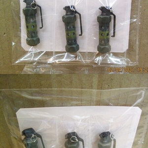1:3 scale miniature model kit tactical flash grenades set fit volks dollfie dream dd free ems worldwide