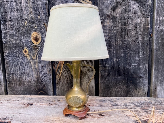 Vintage on sale teapot lamp