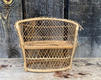 Vintage Wicker Rattan Doll Bench -- Peacock Style Loveseat -- Boho Plant Stand -- Wicker Small Plant Stand -- Small Wicker Furniture -