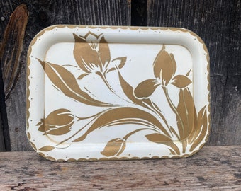 White Tulip Tray — Decorative Tray — Vintage Tray — White Vintage Tray — White Tray — Tulip Tray — Tole Tray — Floral Tray — Tray Floral