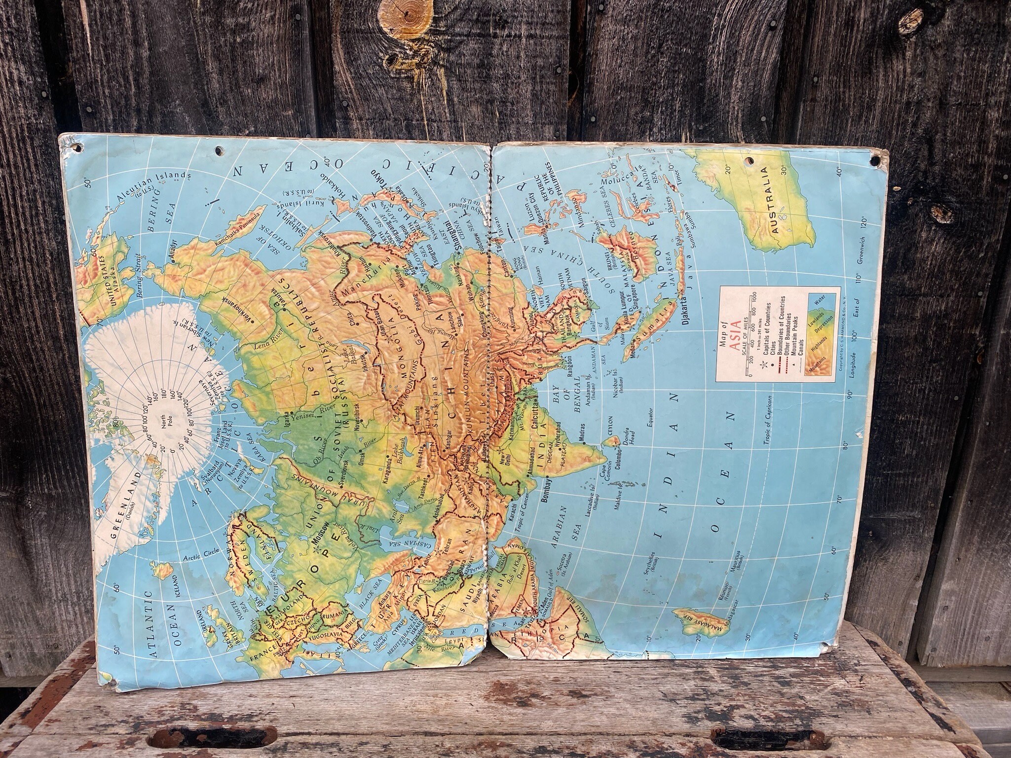 Vintage Hammonds Clear Relief Map -- Large Map -- Vintage School Map ...