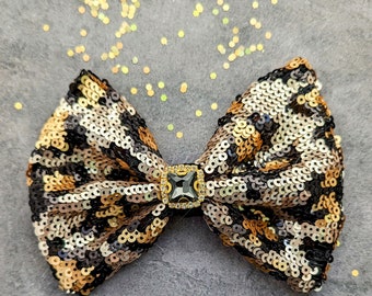 PARTY ANIMAL sequins Bow,  Pet bow, dog bow, cat bow, dog bow, bowtie, silver sequins