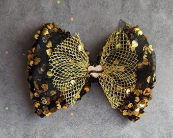 GOLDEN LOVE HEART bow, Pet bow, dog bow, cat bow, dog bow, gold sequin bowtie, valentine bow