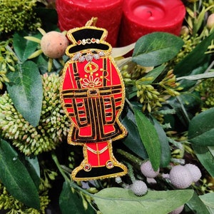 London Beefeater Christmas decoration Ornament, hanging, Handmade Family Gift, Keepsake, Festive Traditional Quaint Iconic Vintage retro