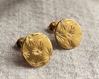 Gold Sunbeam disc stud earrings, Sun earrings, statements studs, celestial earrings, sustainable handmade jewellery