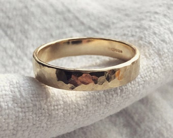 9ct Recycled Gold Wedding Band, Textured Gold 4mm Wedding Ring, Solid Gold Hammered Ring, Eco Weddings, Unisex wedding Rings.