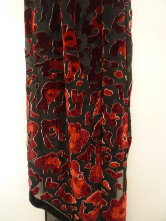 Vintage Red and Black Burnt Out Devore Shawl Scar… - image 4
