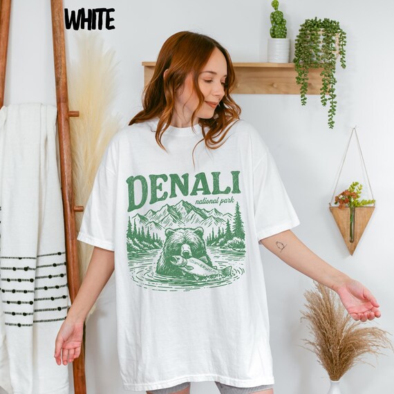 Cute Grizzly Bear Tees - Denali National Park Alaska T-Shirt Cute Grizzly Bear Tees - Denali National Park Alaska T-Shirt