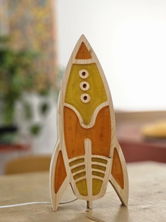 Vintage Space Rocket Night Lamp for Children's Bedroom - Illuminating Decor for Nursery & Playroom