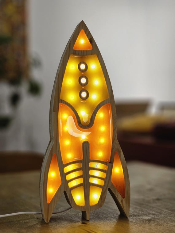 Vintage Space Rocket Night Lamp for Children's Bedroom - Illuminating Decor for Nursery & Playroom