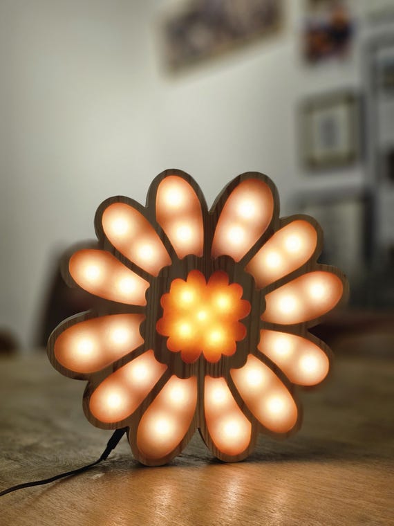 Flower Night Light for Kids | Wooden Daisy Lamp for Nursery Decor | Soft LED Floral Light | Nature-Inspired Room Decor
