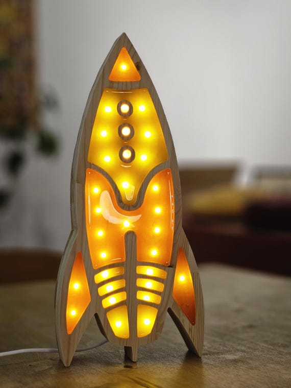 Vintage Space Rocket Night Lamp for Children's Bedroom - Illuminating Decor for Nursery & Playroom