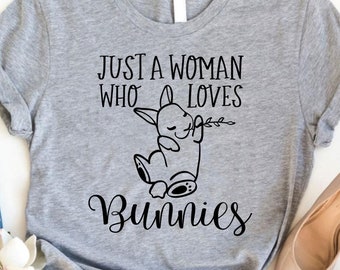 Bunny Mom Shirt, Bunny Gift, Bunny Mom, Present For Mom, Bunny Lover, Mom Shirt, Bunny Shirt, Bunny Lover Shirt, Rabbit Lover, Cute Bunny