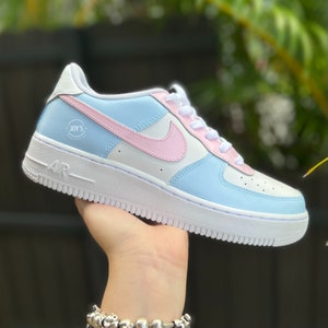 Gender Reveal Custom Air Force 1 Sneakers – Baby Blue and Pink | Hand-Painted & Personalized