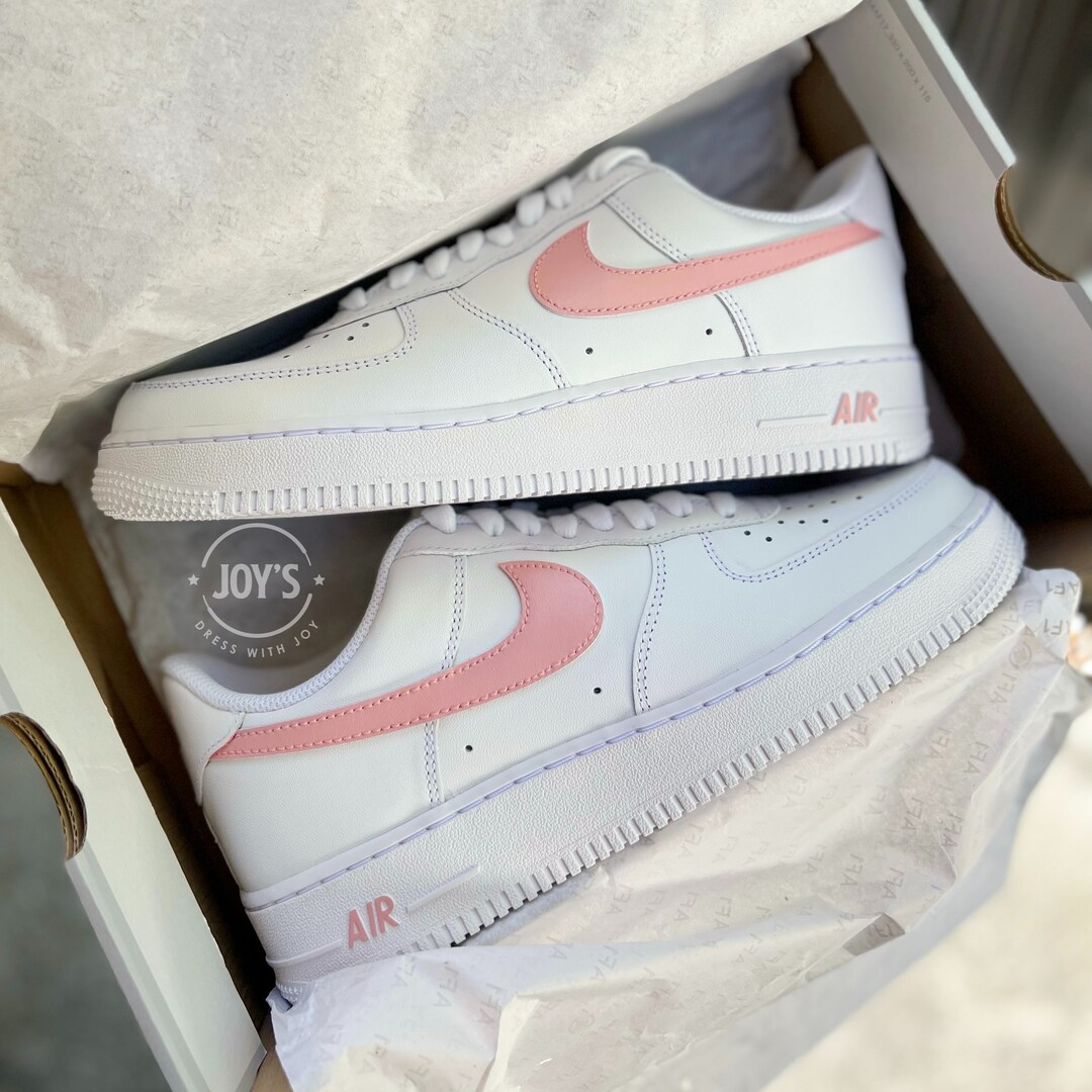 pale pink air force 1 lo trainers