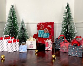 Christmas Shopping Bags - Printable 1:12 Dollhouse