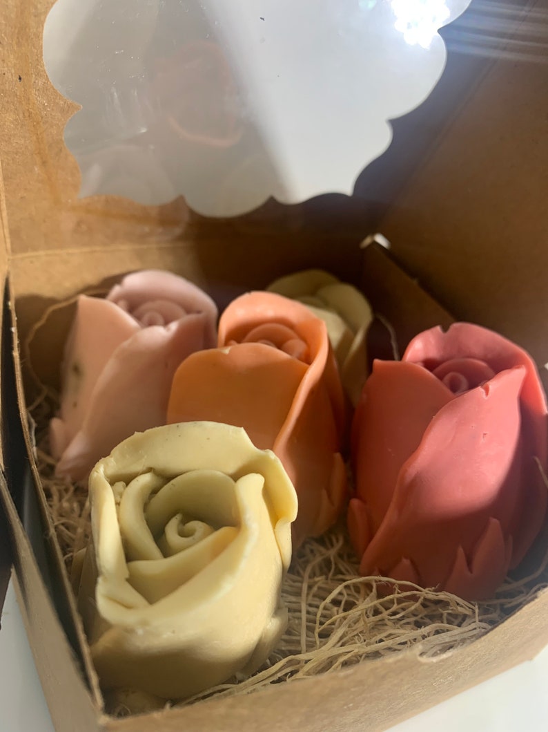 Soapi Blendz: Specialty Rose Gift Set image 10