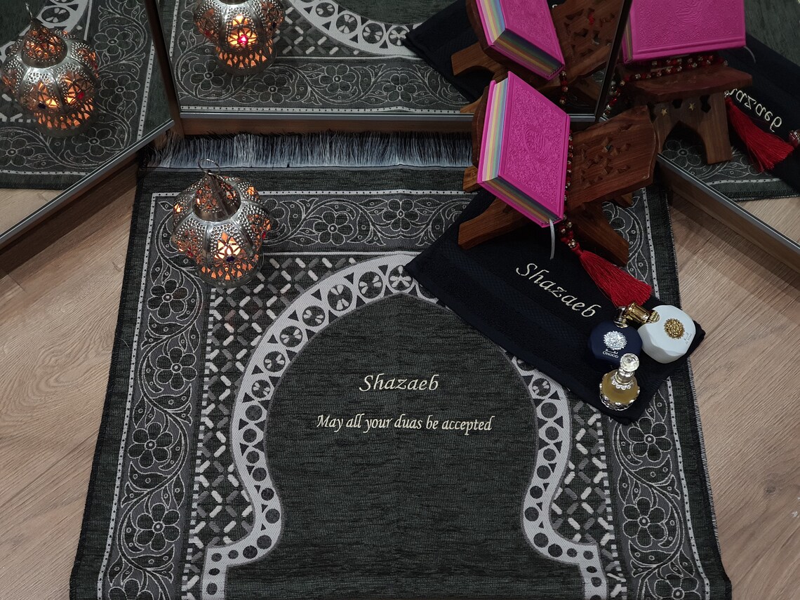 Personalised Prayer Mat Mussallah Sajada embroidered any name Etsy