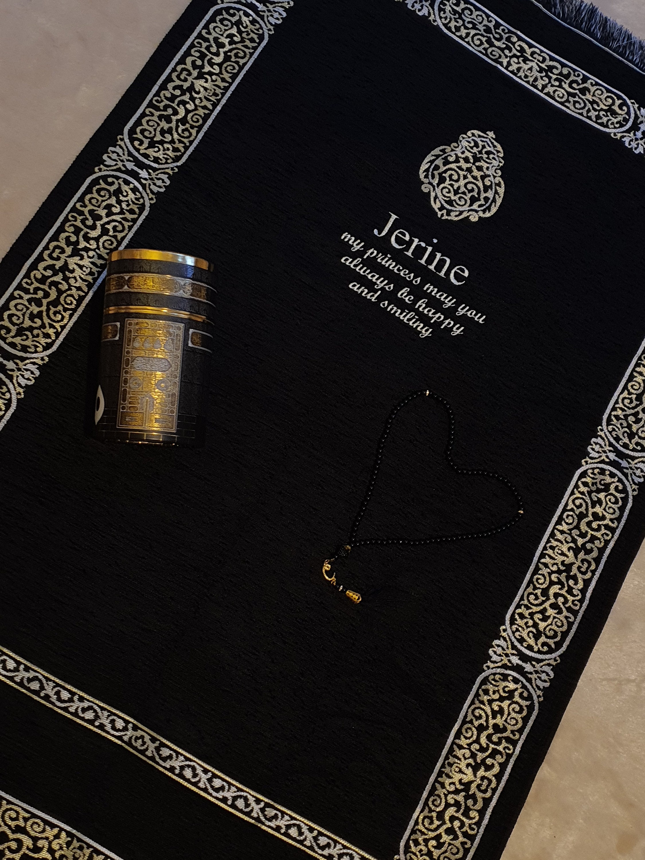 Tapis de prière personnalisé avec prénom (Kaaba - Personnalisable) pour  Enfant et Ado - Couleur garçon - Objet de décoration - Idée cadeau - Oeuvre  artisanale