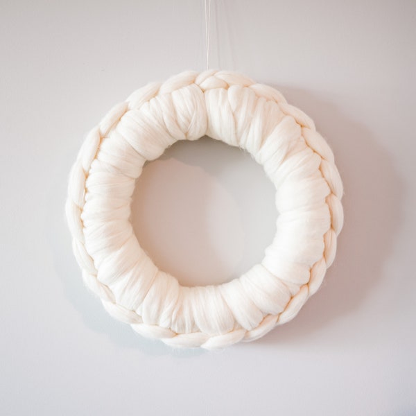 Chunky Wool Wreath, Chunky Wool Wall Decor