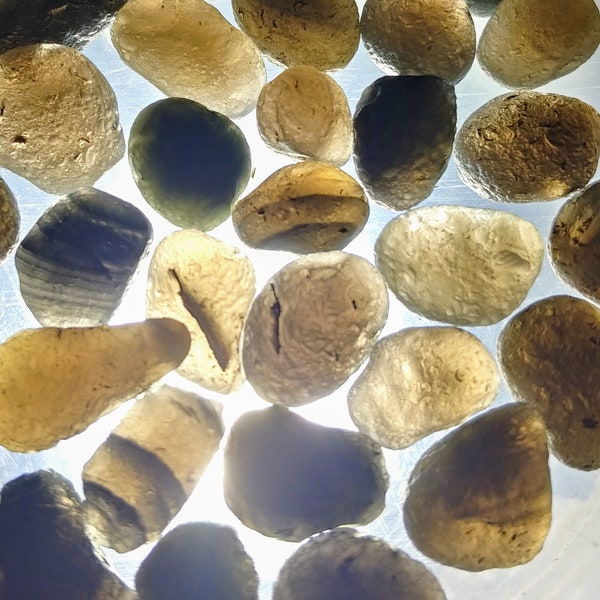 Saffordite / Cintamani / 1-1.99 gram stones / over 50 grams total weight