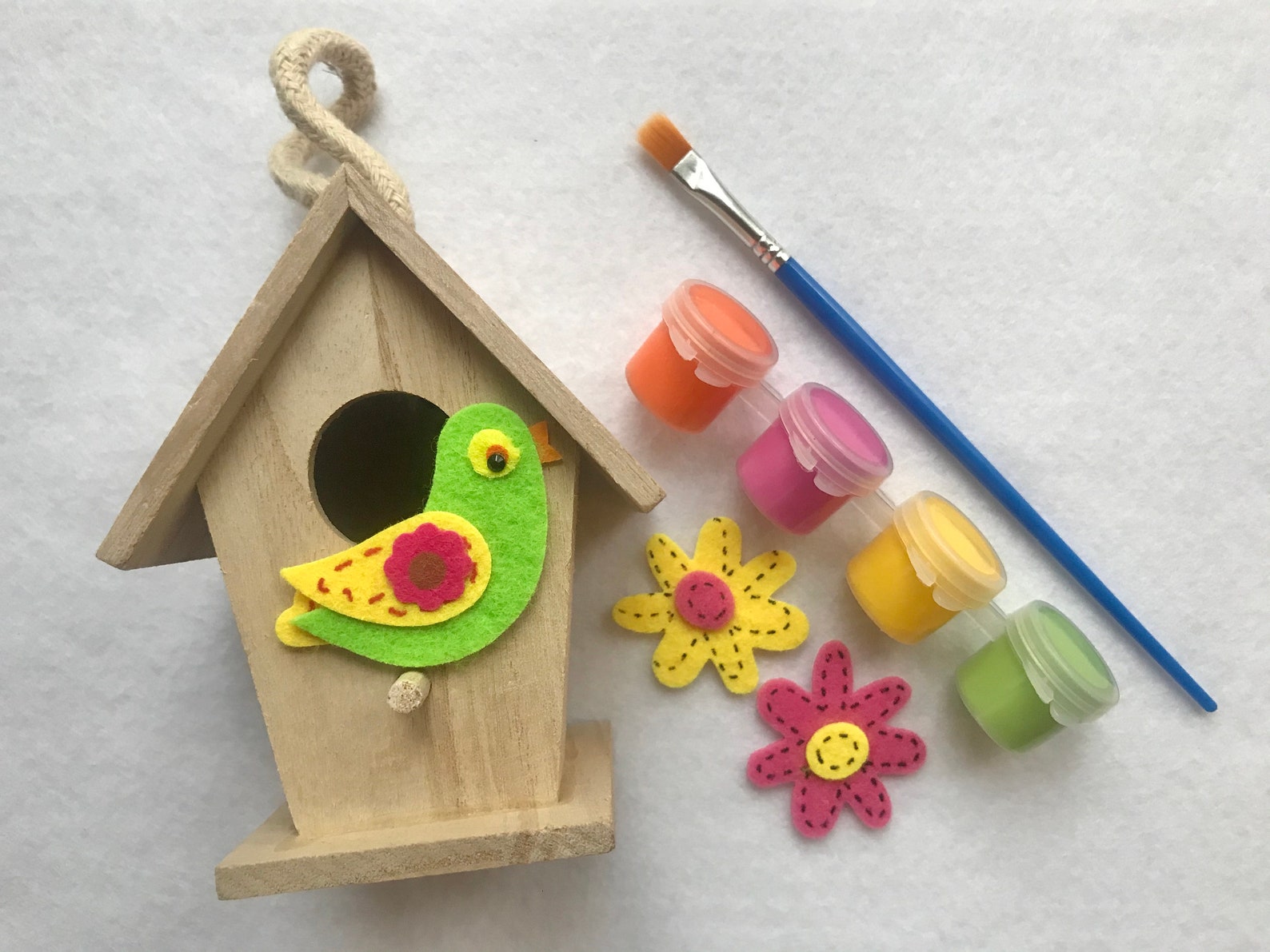 Kids Craft Kit, Bird House Painting Kit, Paint Kit for Kids, Mothers