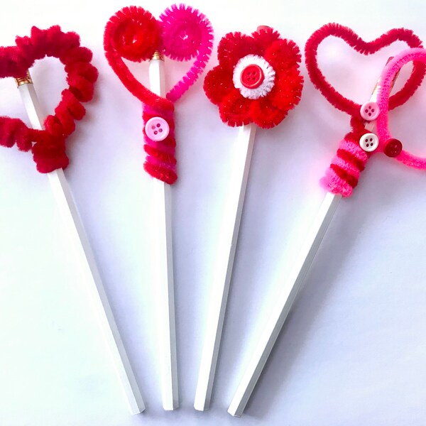 Valentines pencils, valentine pencils set, pipe cleaners pencils set, valentines pencils toppers, valentines gift.