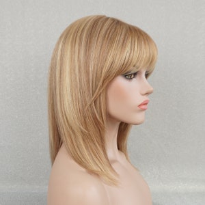 Med-Blonde Light Blonde Highlights Human Hair Bob Wig Wispy Bangs Customizable None-Lace Wigs