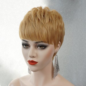 Human Hair Golden Blonde Light Blonde Highlights Pixie Wig Customizable None-Lace Wigs