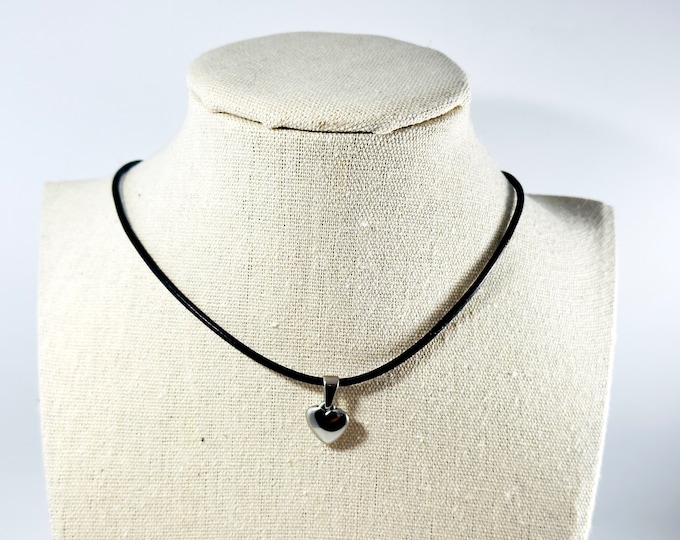 Silver Lace Heart Choker Necklace - 90s Black Cord Choker - Etsy Canada