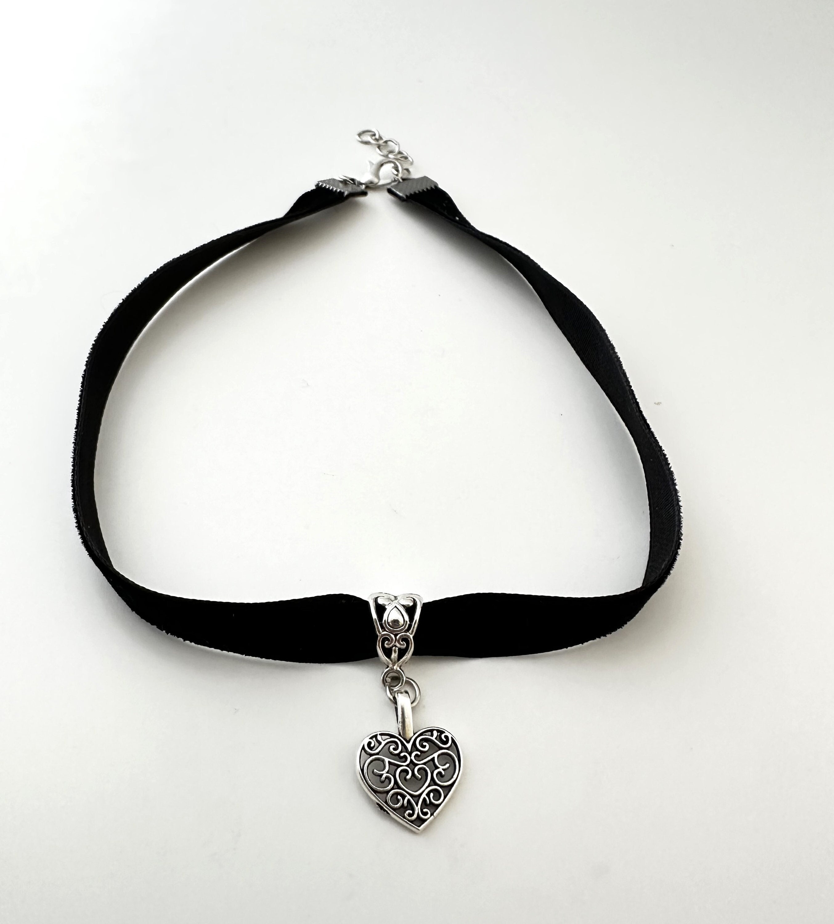 FMR Black Choker Necklace for Women Classic Black Velvet Choker Necklace  Rhinestones Love Heart Chokers Adjustable Necklaces Jewelry for Women and