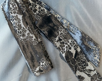 エルメス シルクスカーフ カレ90 「リスのカセ」 イエロー シルク