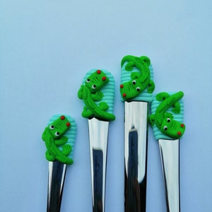 Crocodile cutlery covered with polymer clay FIMO. Spoon, fork, teaspoon, decorated spoon, Cutlery for kids, For girls. Fun spoon,