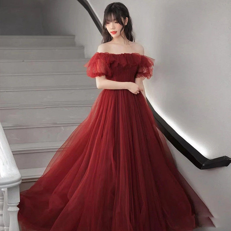 Red mesh deals prom dress