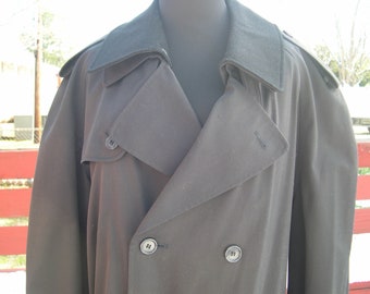 Men's All-Weather Vintage Coat, 46R, Black, Teflon Fabric Protected, Never Worn, Double-Breasted, by Stafford