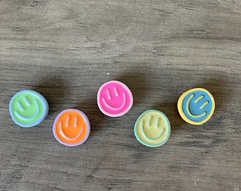 Retro Hippie Imperfect Smiley Shoe Charm Set | Set of 5 Charms